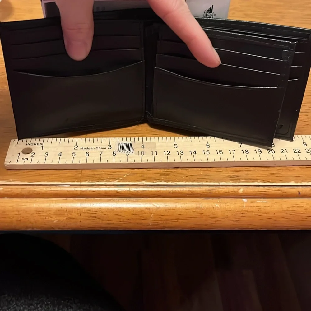 Dockers leather bifold